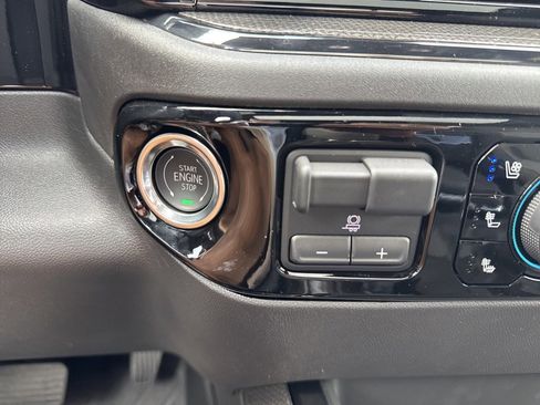 New 2025 Chevrolet Silverado 1500 ZR2 w/ Technology Package image 29