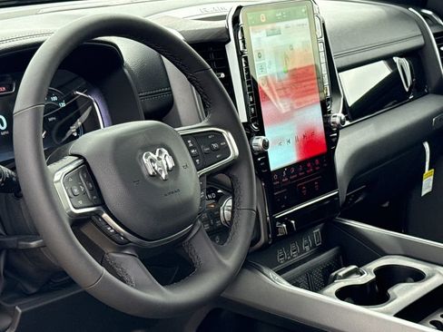 New 2026 RAM 1500 Laramie AWD/4WD image 20