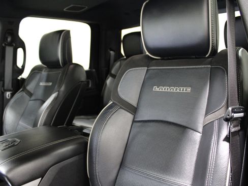 Used 2024 RAM 2500 Laramie w/ Night Edition image 5