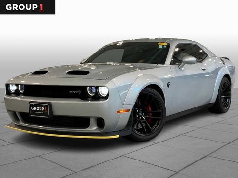 Used 2020 Dodge Challenger SRT Hellcat Redeye image 1