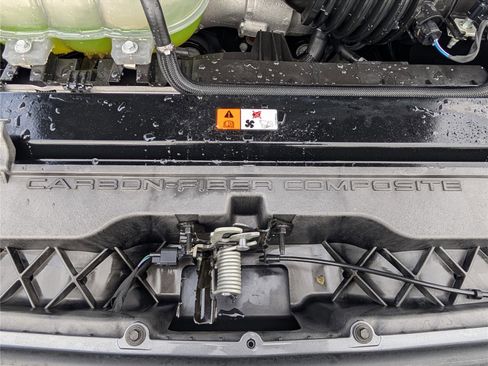 Used 2021 Ford Mustang Shelby GT500 w/ Technology Package image 10