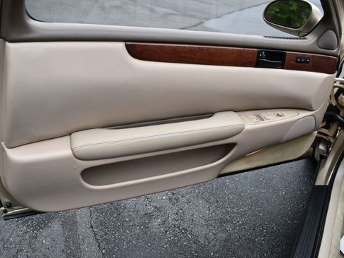 Used 1993 Lexus SC 400 Coupe image 17