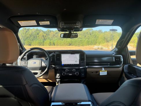 New 2026 Ford F350 Lariat w/ FX4 Off-Road Package image 49