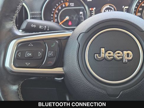 Used 2020 Jeep Gladiator Overland AWD/4WD image 24