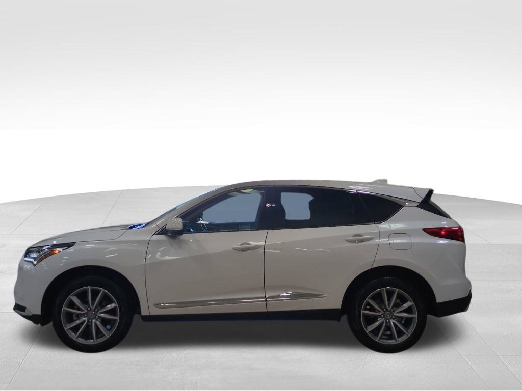 Used 2023 Acura RDX w/ Technology Package AWD/4WD image 2
