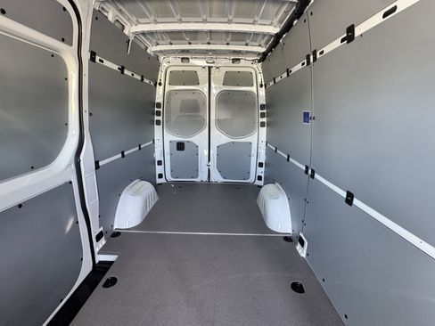 New 2025 Mercedes-Benz Sprinter 2500 image 17