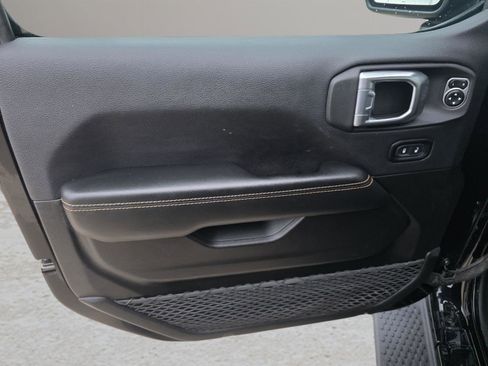 Used 2024 Jeep Wrangler Sahara w/ Safety Group image 38