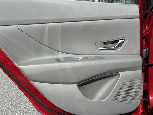 New 2026 Hyundai Elantra SE image 21