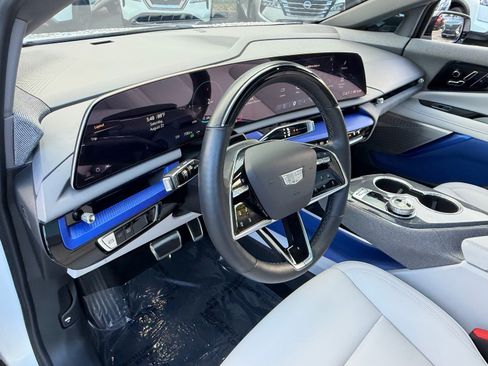 Used 2025 Cadillac Optiq Sport 1 AWD/4WD image 10