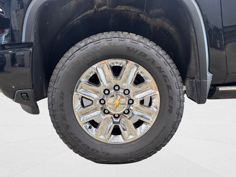 Used 2024 Chevrolet Silverado 3500 High Country w/ High Country Premium Package image 56