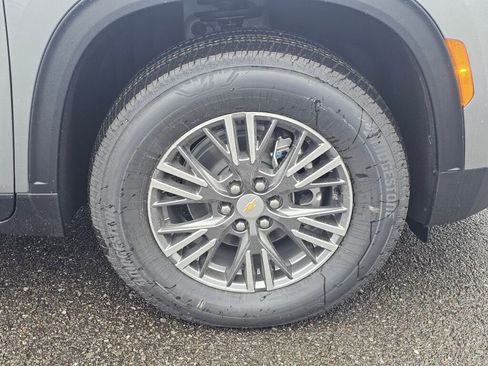 New 2025 Chevrolet Traverse LT image 31