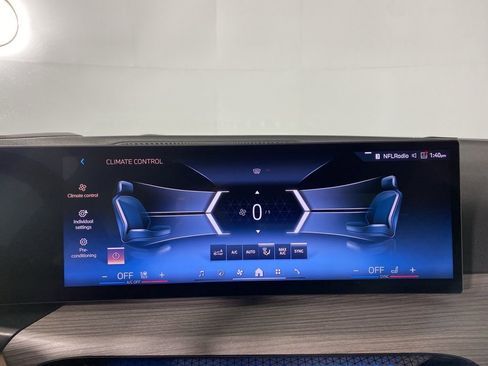 Used 2025 BMW 430i xDrive Coupe w/ Premium Package image 12