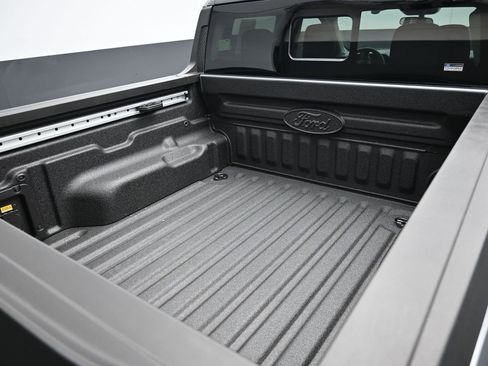 New 2026 Ford Maverick Lariat w/ Black Appearance Package image 10