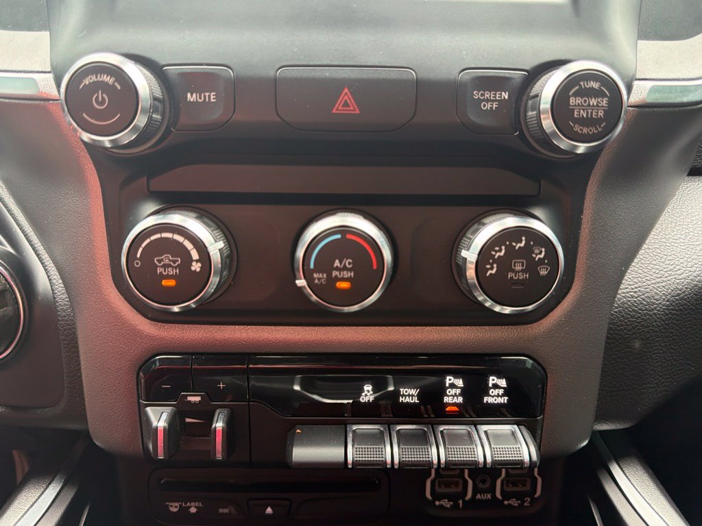 Used 2019 RAM 1500 Big Horn AWD/4WD image 36