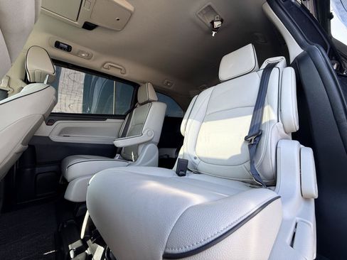Used 2025 Honda Odyssey Touring image 27