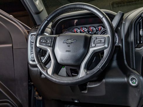 Used 2021 Chevrolet Silverado 2500 LTZ w/ LTZ Plus Package image 17