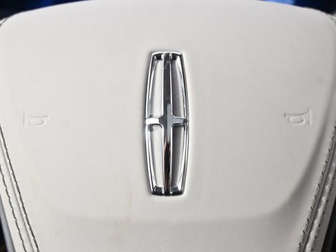 New 2026 Lincoln Aviator Reserve image 35