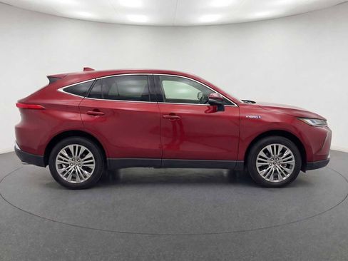 Used 2021 Toyota Venza Limited w/ Advanced Technology Package image 9