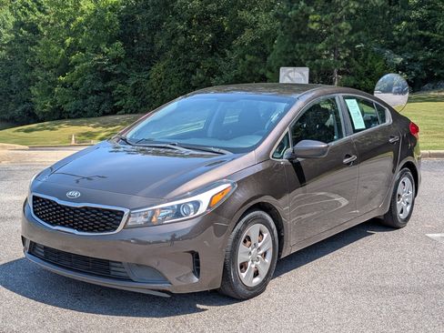 Used 2018 Kia Forte LX FWD image 5