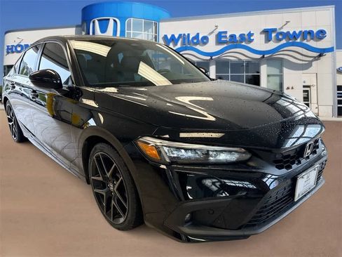 Certified 2024 Honda Civic Sport Touring image 2