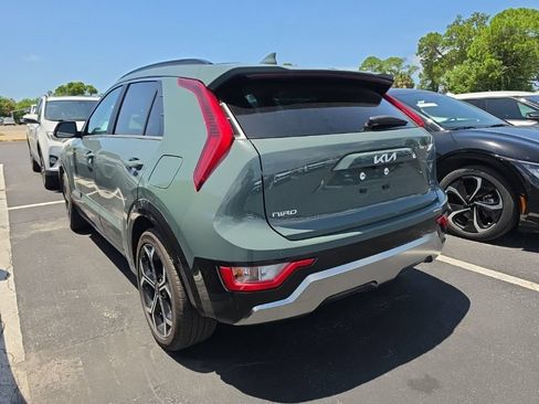 Certified 2025 Kia Niro EX Touring FWD image 13