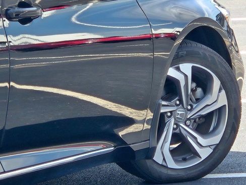 Used 2020 Honda Accord EX-L image 12