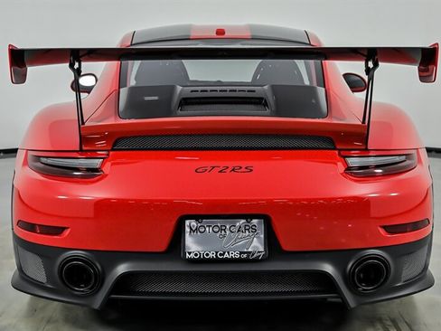 Used 2018 Porsche 911 GT2 RS RWD image 9