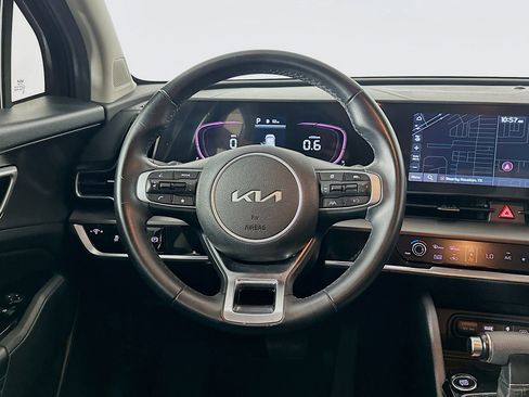 Used 2023 Kia Sportage EX image 18