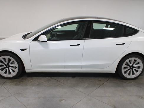 Used 2023 Tesla Model 3 Standard Range RWD image 6