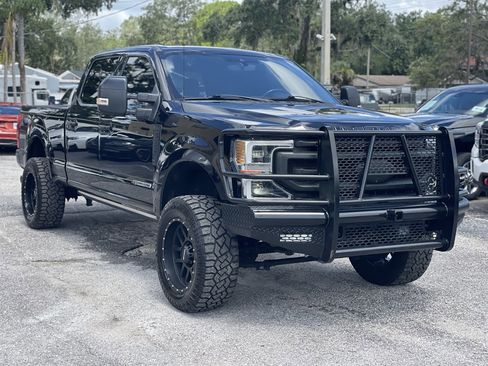 Used 2020 Ford F350 Platinum w/ FX4 Off-Road Package AWD/4WD image 10