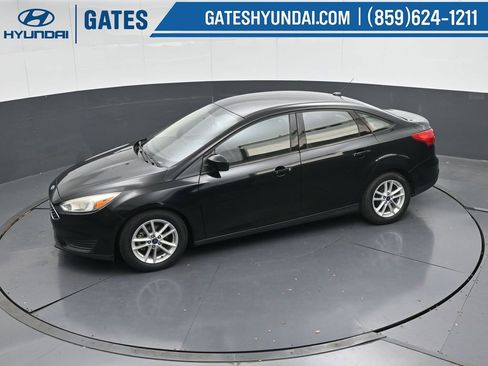 Used 2018 Ford Focus SE image 53