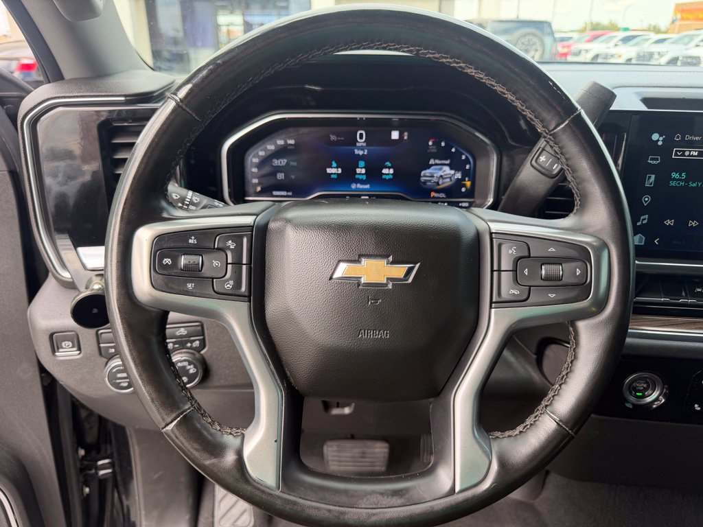 Used 2023 Chevrolet Silverado 1500 LT AWD/4WD image 28