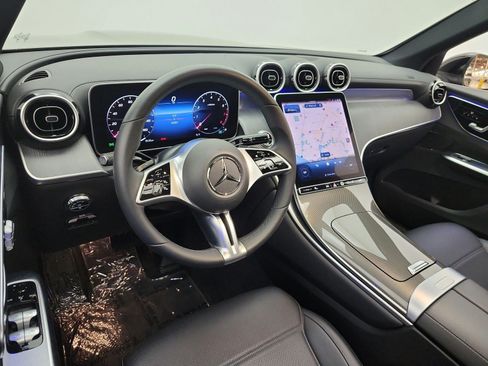 Used 2023 Mercedes-Benz GLC 300 image 14