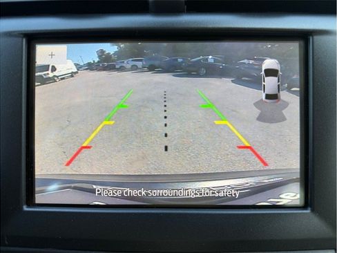 Used 2020 Ford Fusion SE FWD image 28