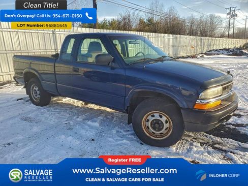 Used 2003 Chevrolet S10 Pickup 4x4 Extended Cab image 5