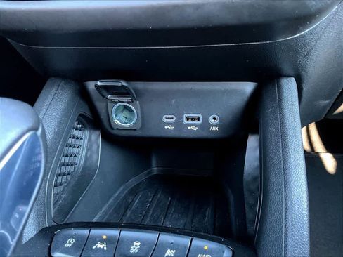 Used 2023 Chevrolet TrailBlazer RS AWD/4WD image 18