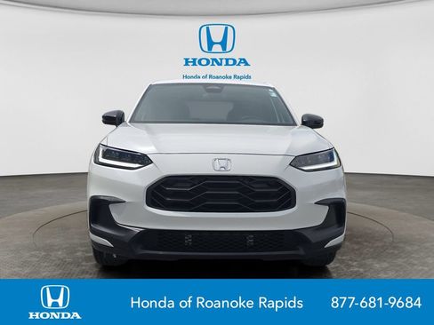Used 2025 Honda HR-V Sport image 8