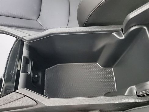 Certified 2025 Honda Accord EX-L image 35