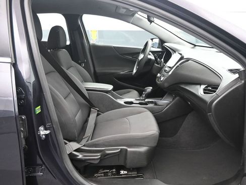 Used 2023 Chevrolet Malibu LT image 11
