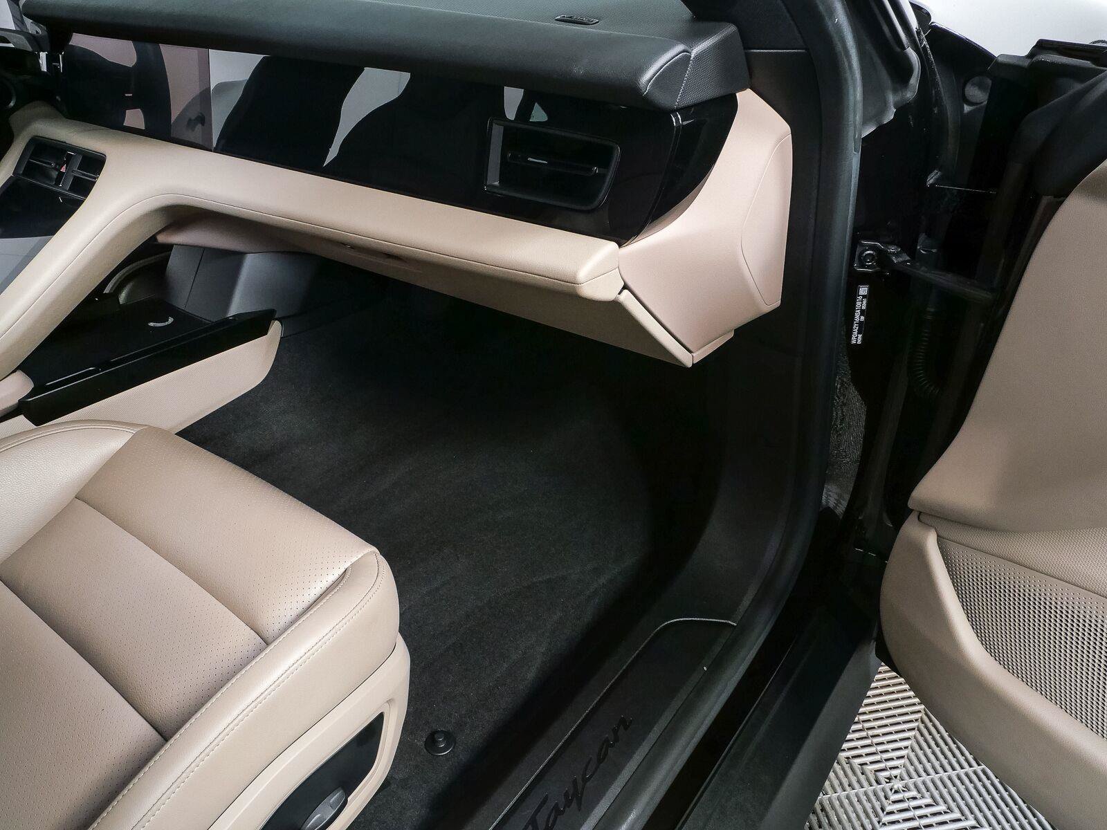 Certified 2022 Porsche Taycan RWD image 24