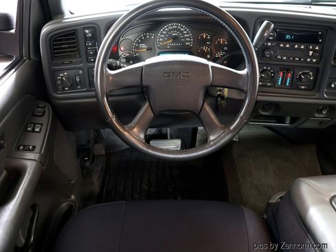 Used 2006 GMC Sierra 2500 SLE w/ Snow Plow Prep Package image 13