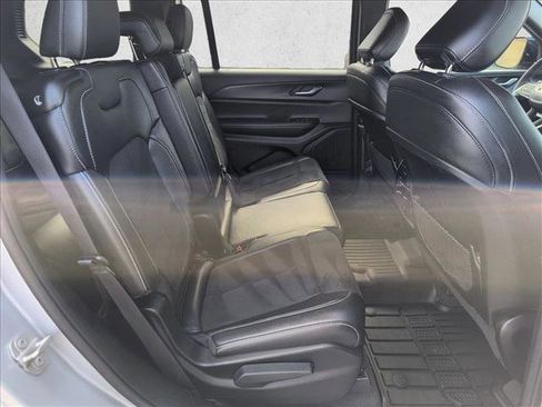 Used 2024 Jeep Grand Cherokee L Laredo AWD/4WD image 21