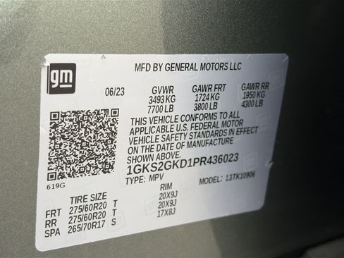 Used 2023 GMC Yukon XL SLT w/ SLT Luxury Package AWD/4WD image 35