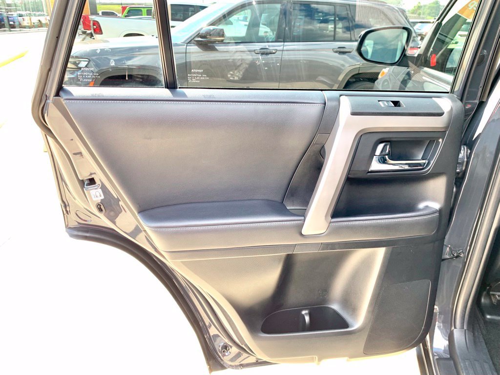 Used 2024 Toyota 4Runner SR5 AWD/4WD image 16
