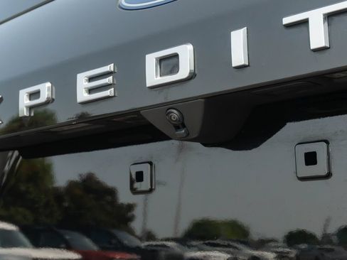 Used 2025 Ford Expedition Max Active RWD image 15
