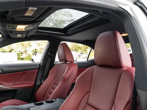 Used 2016 Lexus IS 200t image 13