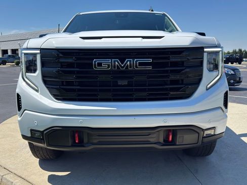 Used 2025 GMC Sierra 1500 Elevation w/ Elevation Premium Package AWD/4WD image 2