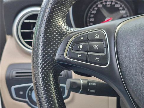 Certified 2019 Mercedes-Benz GLC 300 image 10