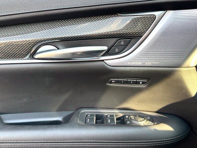Used 2020 Cadillac XT5 Sportv AWD/4WD image 34