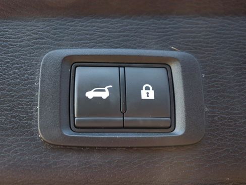 Used 2024 Mitsubishi Outlander AWD image 60